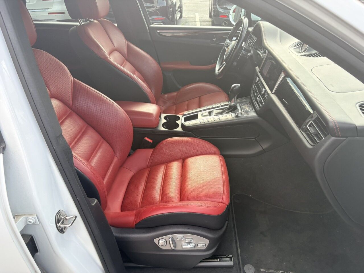 2020 Porsche Macan S Fitchburg MA