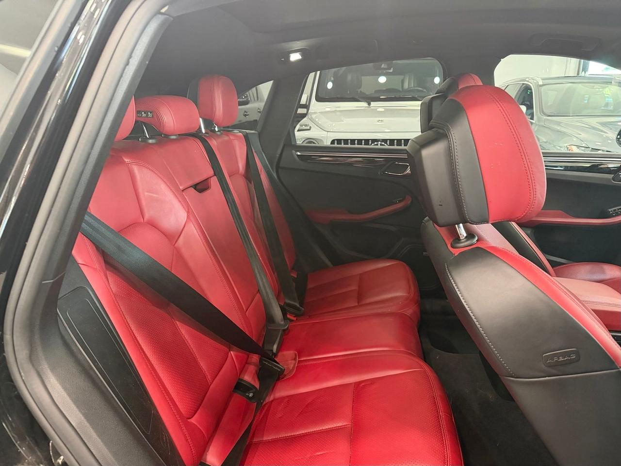 2020 Porsche Macan S Gladstone OR