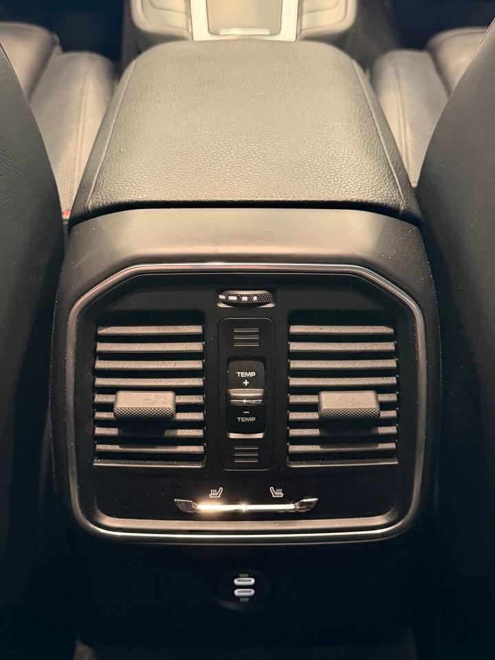 2020 Porsche Macan S Gladstone OR