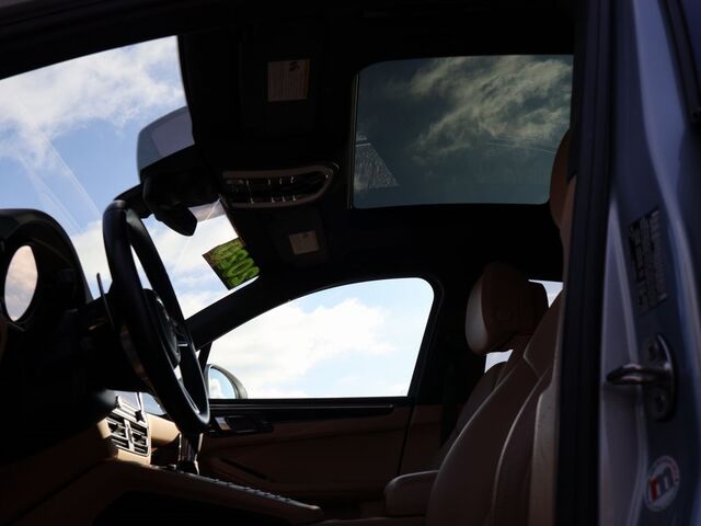 2020 Porsche Macan S Oshkosh WI