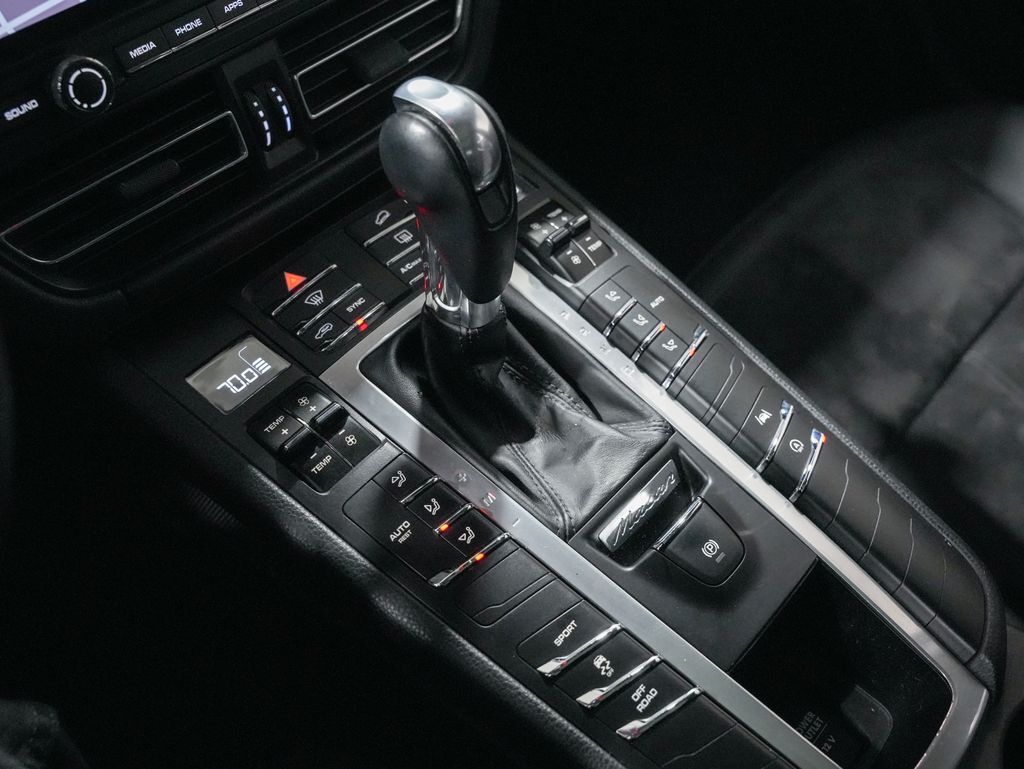 2020 Porsche Macan S Tigard OR