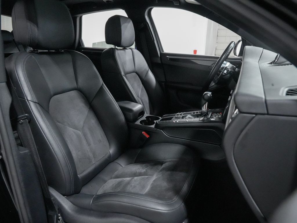 2020 Porsche Macan S Tigard OR