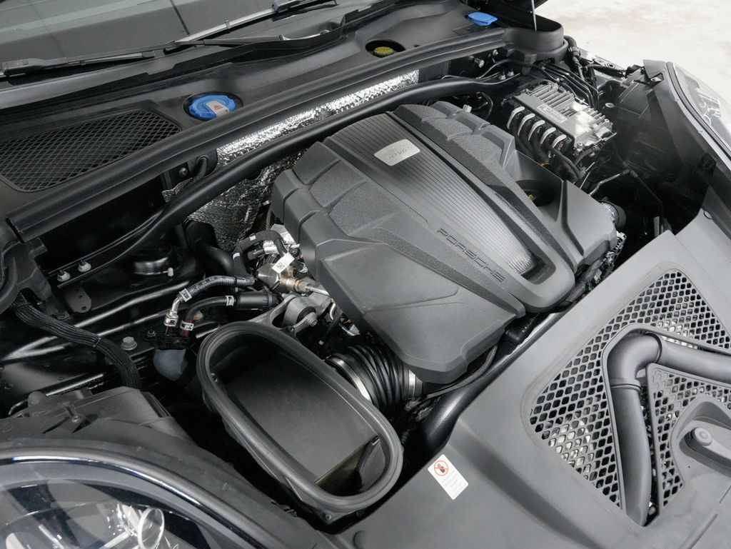 2020 Porsche Macan S Tigard OR