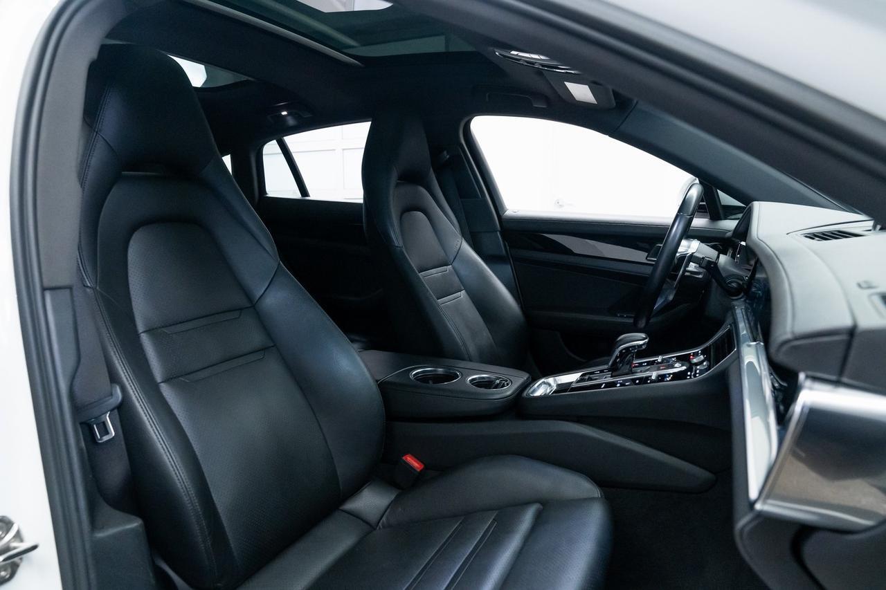 2020 Porsche Panamera 4 Premium Package Two-Tone Black/Chalk Leather Portland OR