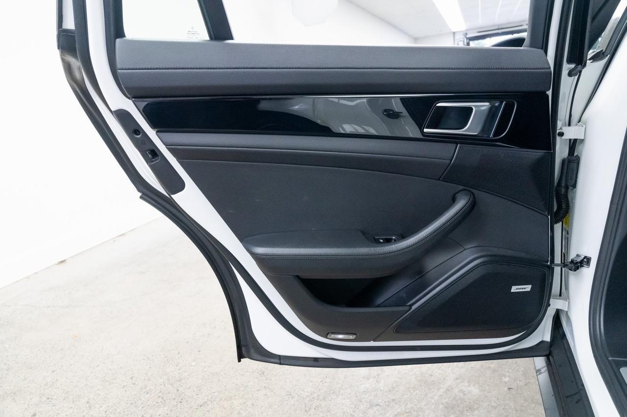 2020 Porsche Panamera 4 Premium Package Two-Tone Black/Chalk Leather Portland OR