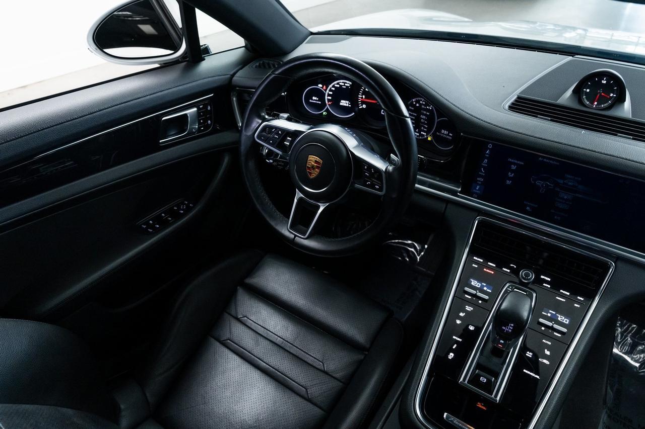 2020 Porsche Panamera 4 Premium Package Two-Tone Black/Chalk Leather Portland OR
