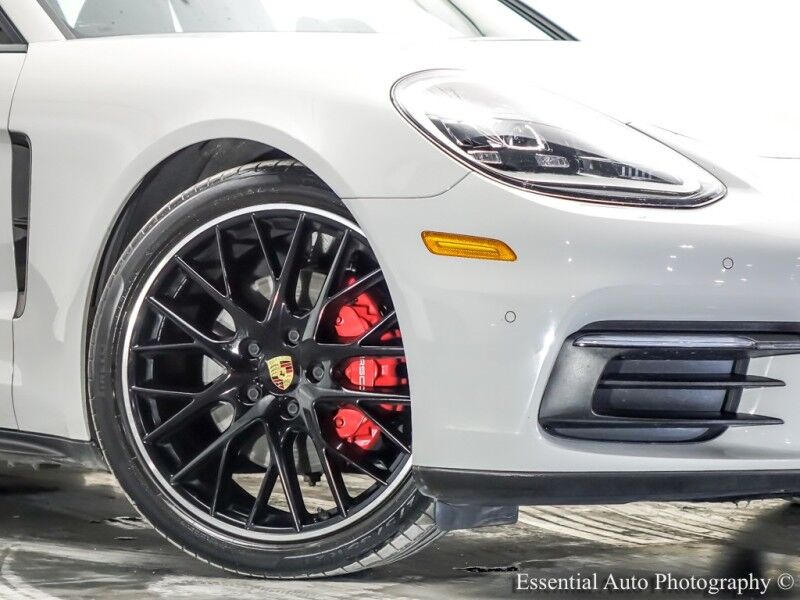 2020 Porsche Panamera 4