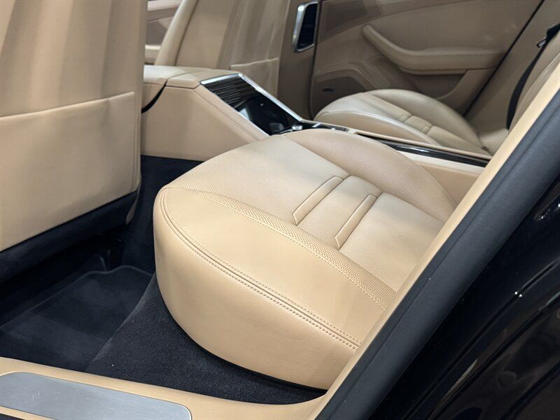 2020 Porsche Panamera E-Hybrid 4 10 Years Edition Gladstone OR