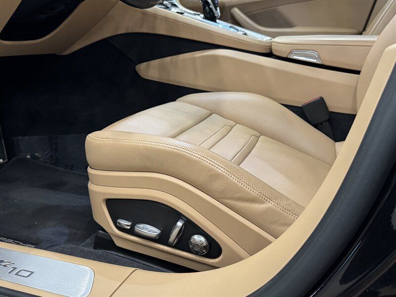 2020 Porsche Panamera E-Hybrid 4 10 Years Edition Gladstone OR