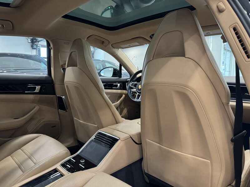 2020 Porsche Panamera E-Hybrid 4 10 Years Edition Gladstone OR