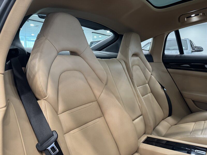 2020 Porsche Panamera E-Hybrid 4 10 Years Edition Gladstone OR