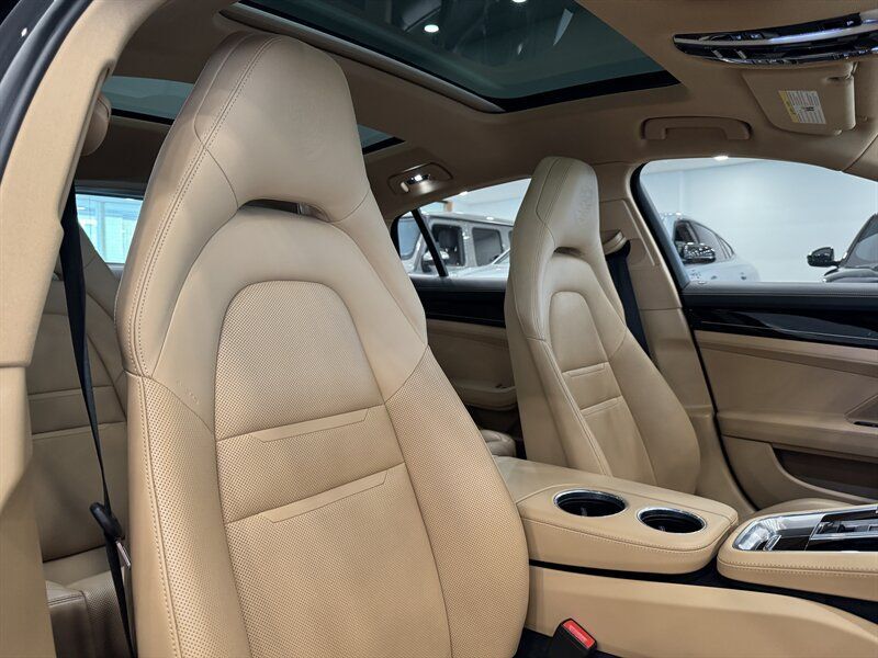 2020 Porsche Panamera E-Hybrid 4 10 Years Edition Gladstone OR