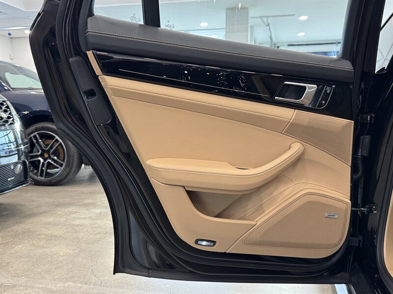 2020 Porsche Panamera E-Hybrid 4 10 Years Edition Gladstone OR