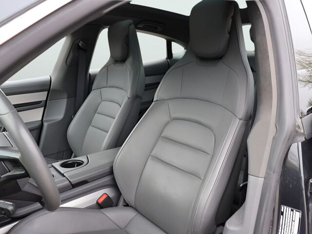 2020 Porsche Taycan 4S Oshkosh WI