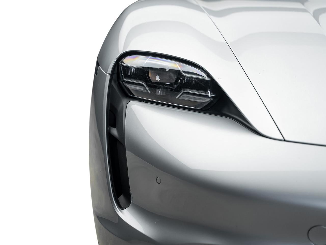 2020 Porsche Taycan Turbo