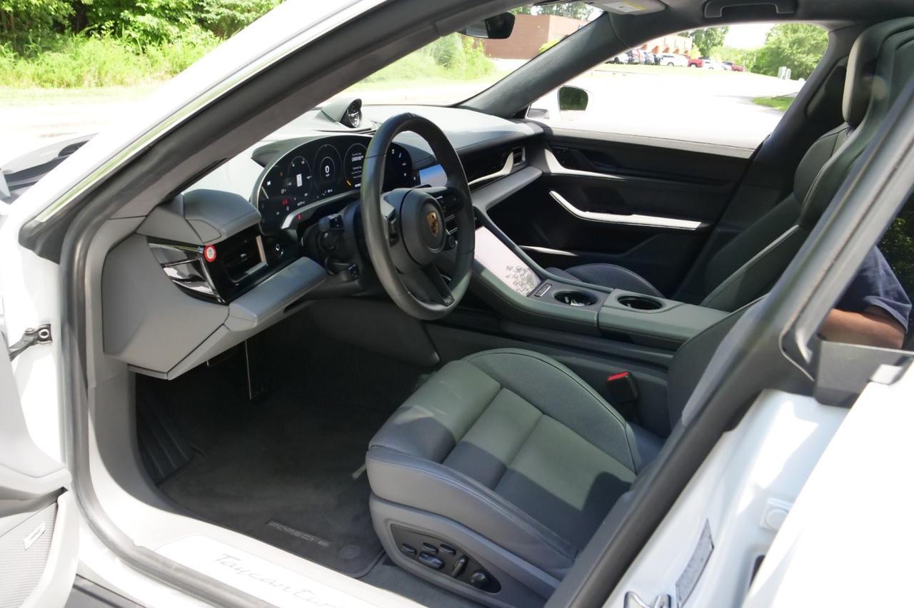 2020 Porsche Taycan Turbo / Performance Package / Premium Package! Lincolnton NC