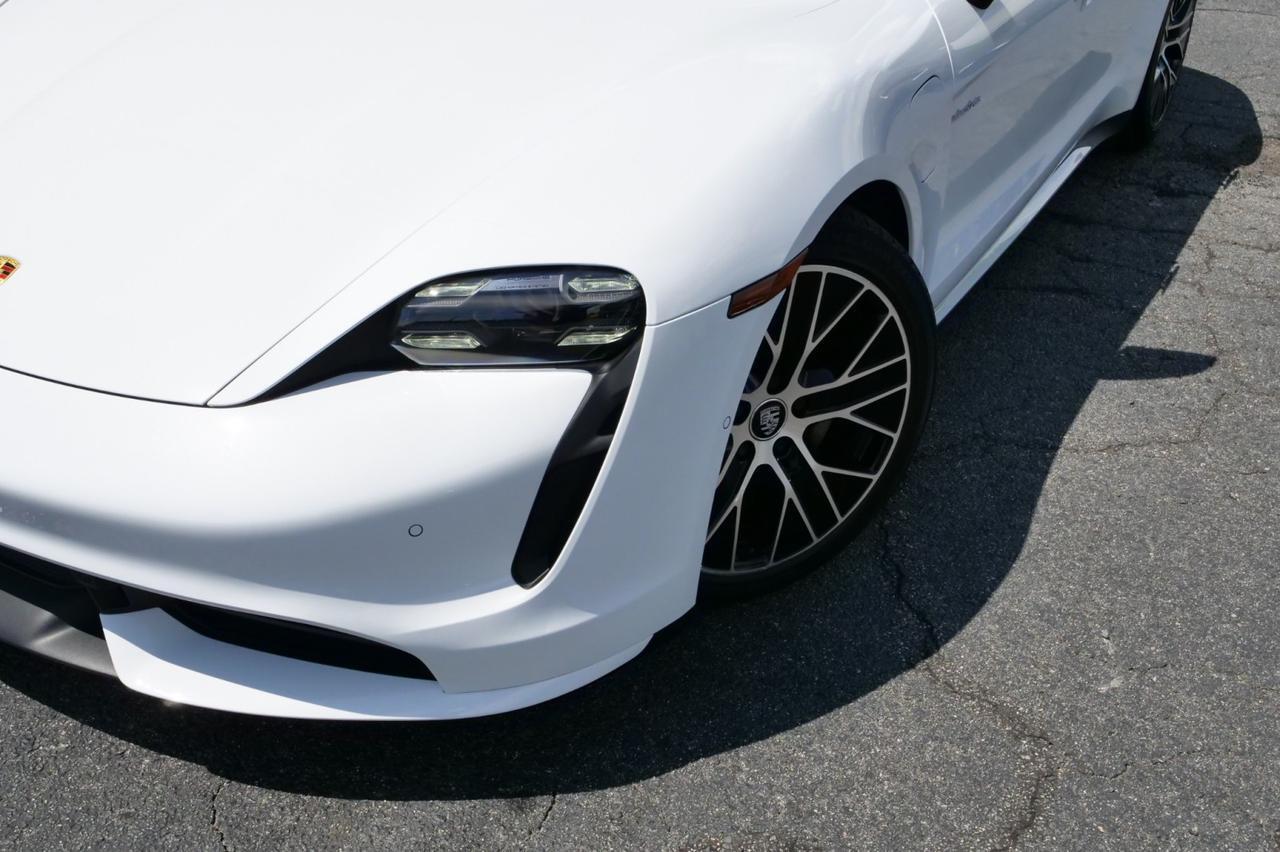 2020 Porsche Taycan Turbo / Performance Package / Premium Package! Lincolnton NC