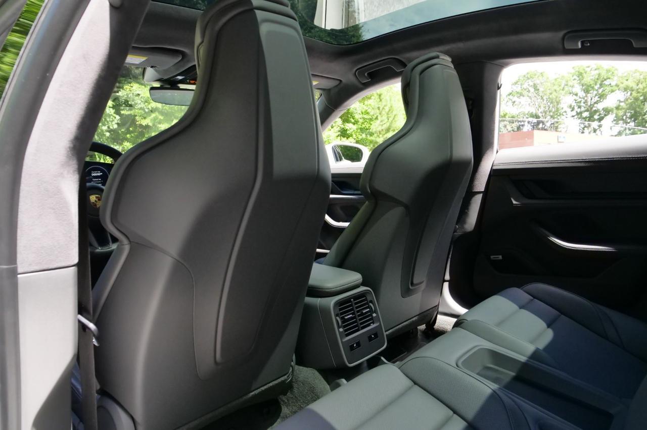 2020 Porsche Taycan Turbo / Performance Package / Premium Package! Lincolnton NC
