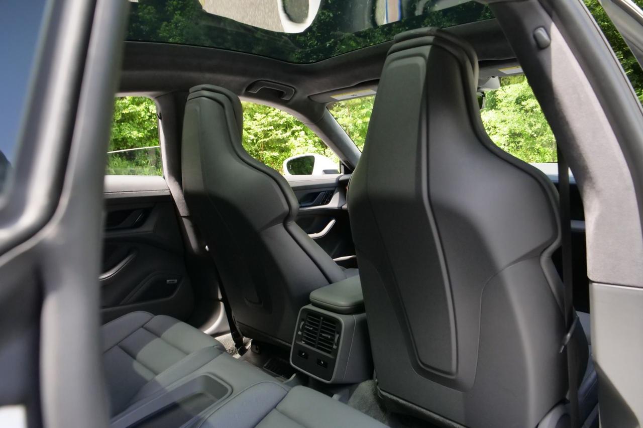 2020 Porsche Taycan Turbo / Performance Package / Premium Package! Lincolnton NC