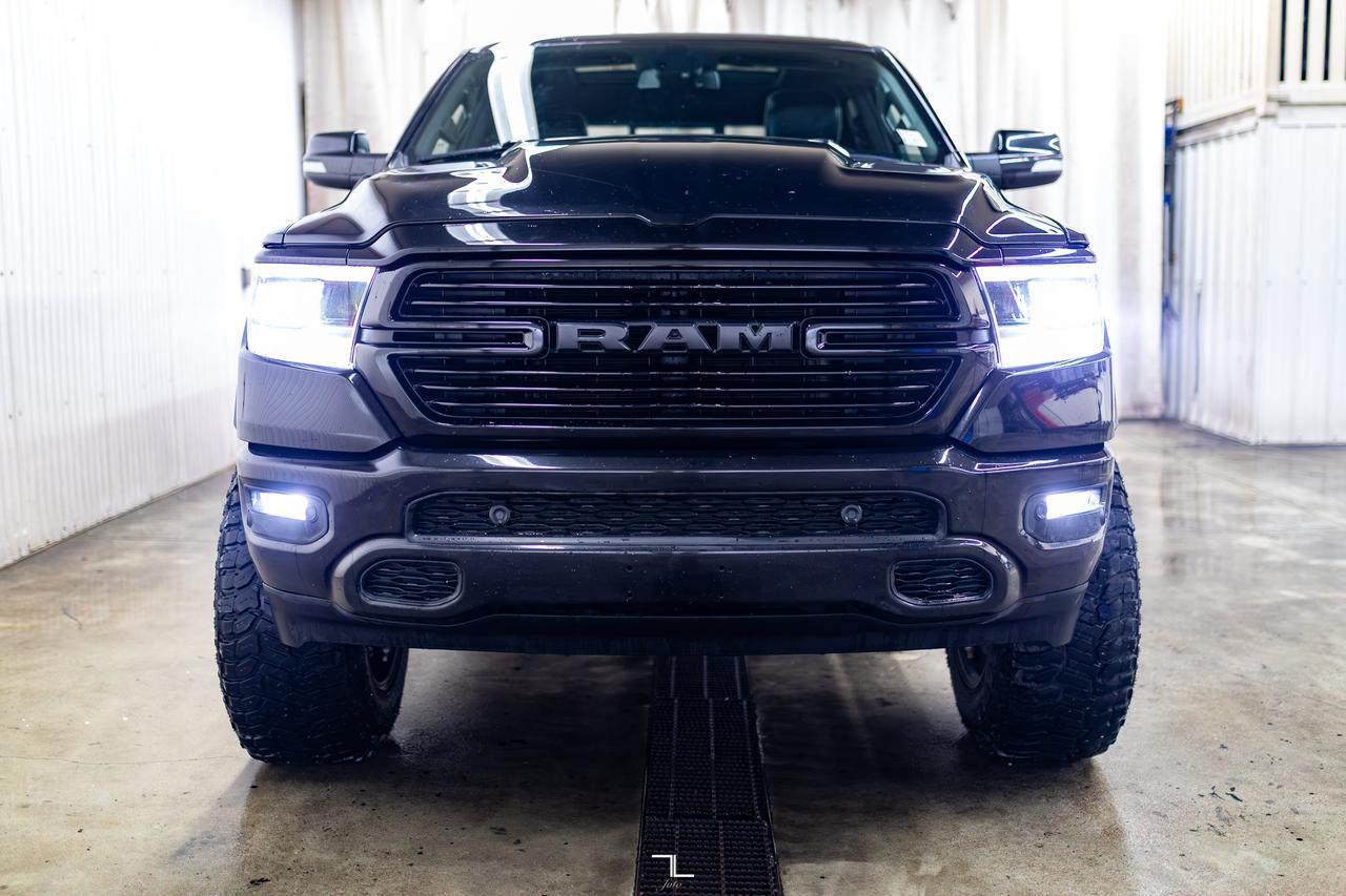 2020 Ram 1500 4x4 Crew Cab Laramie Lift Kit Leather Roof Nav Red Deer AB