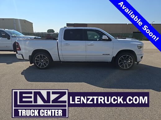 2020_Ram_1500_4x4 Crew Cab Sport_ Fond du Lac WI