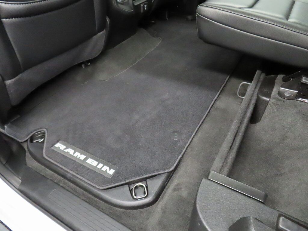 2020 Ram 1500 4x4 Crew Cab Sport Fond du Lac WI