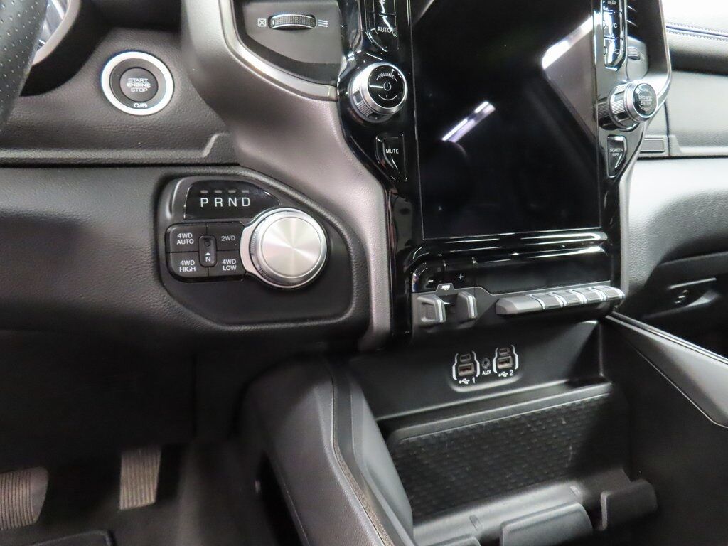 2020 Ram 1500 4x4 Crew Cab Sport Fond du Lac WI