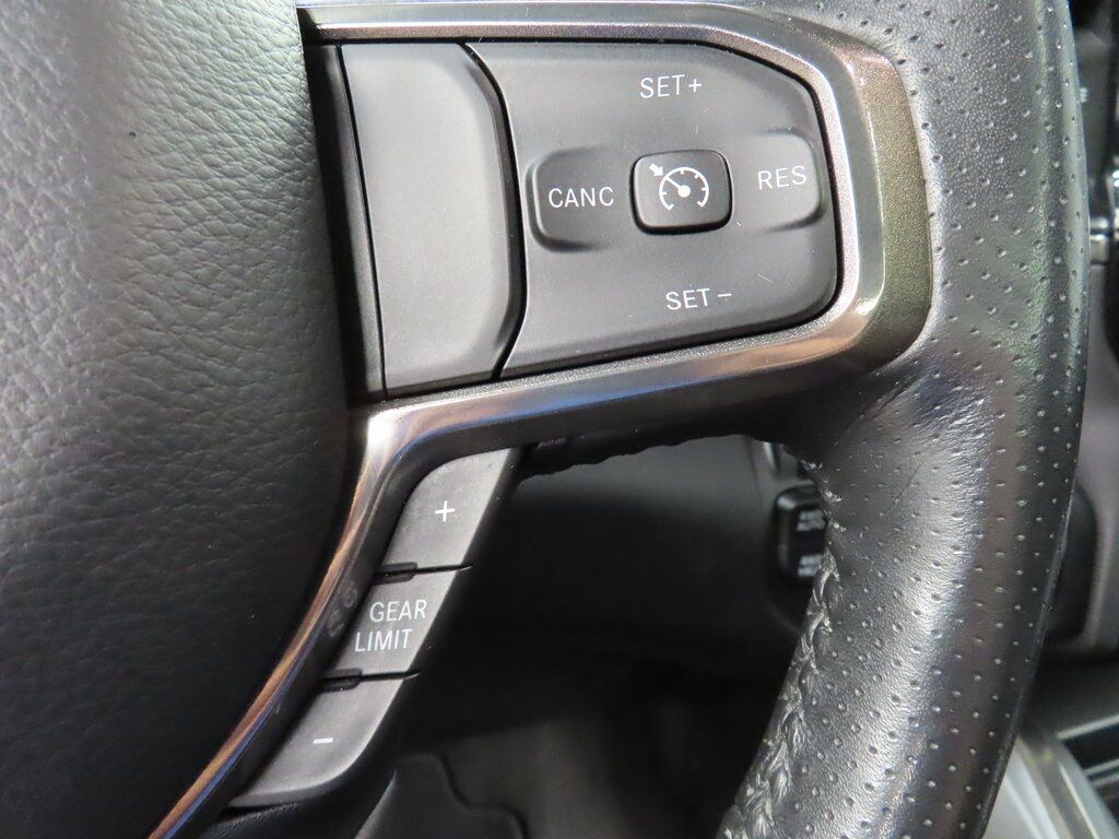2020 Ram 1500 4x4 Crew Cab Sport Fond du Lac WI