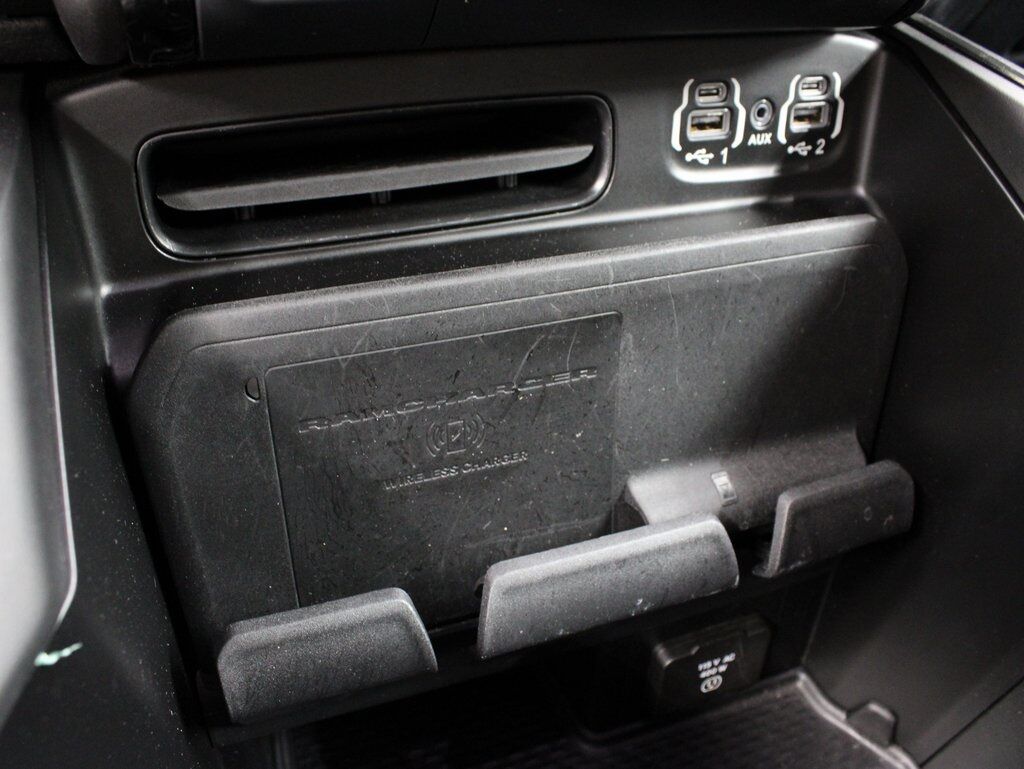 2020 Ram 1500 4x4 Crew Cab Sport Fond du Lac WI