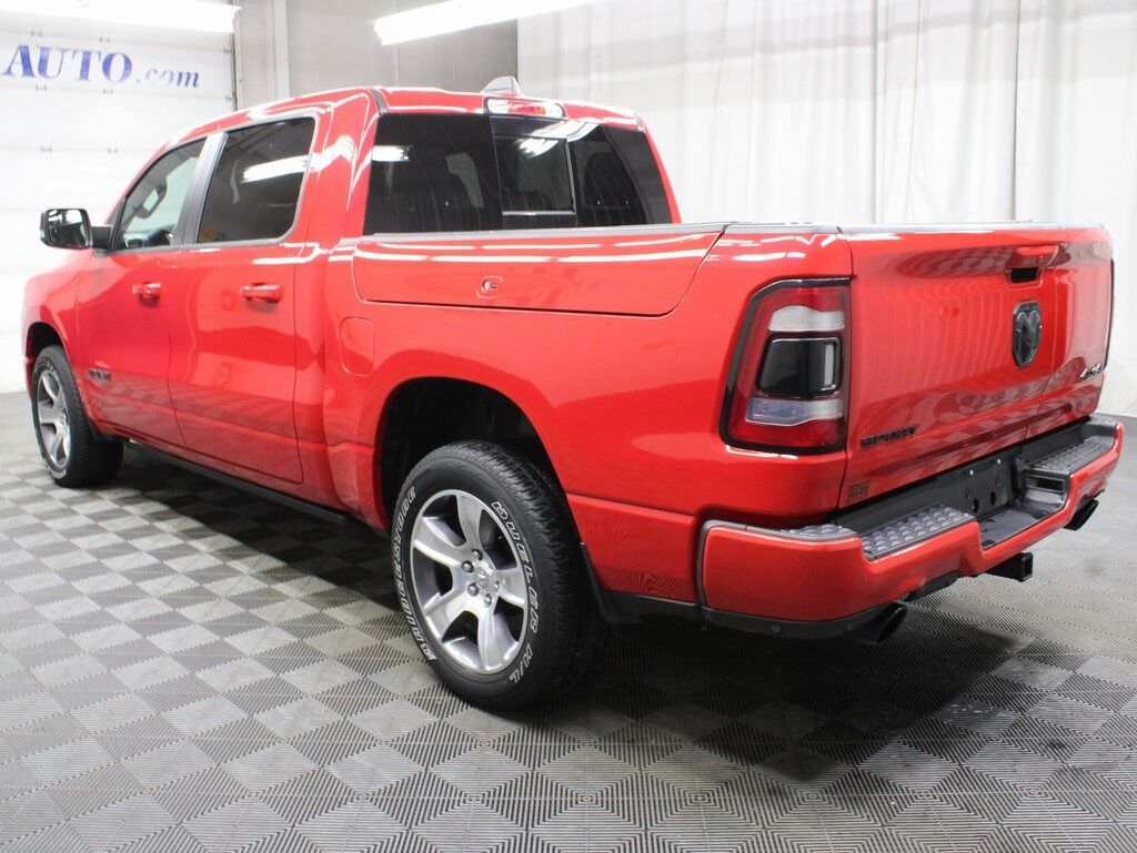 2020 Ram 1500 4x4 Crew Cab Sport Fond du Lac WI