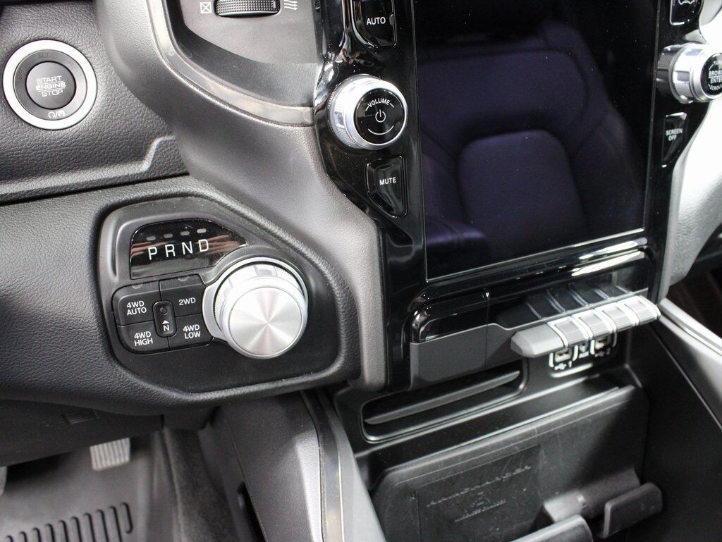 2020 Ram 1500 4x4 Crew Cab Sport Fond du Lac WI