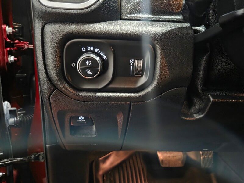 2020 Ram 1500 Big Horn 4WD 5.7L Hemi V8 Camera 20in Wheels NEW 35in Tires FREE WARRANTY Arlington TX