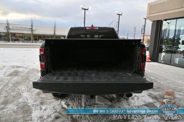 2020 Ram 1500 Big Horn / 4X4 / 5.7L V8 HEMI / Night Edition / Off Road & Level 2 Group / Crew Cab / Auto Start / Panoramic Sunroof / Power & Heated Cloth Seats / Heated Steering / Bed Liner / Tonneau Cover / Tow Pkg / 1-Owner Anchorage AK