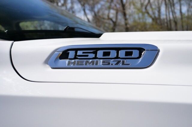 2020 Ram 1500 Big Horn 4X4 / Level 2 Equipment / 5.7L V8! High Point NC