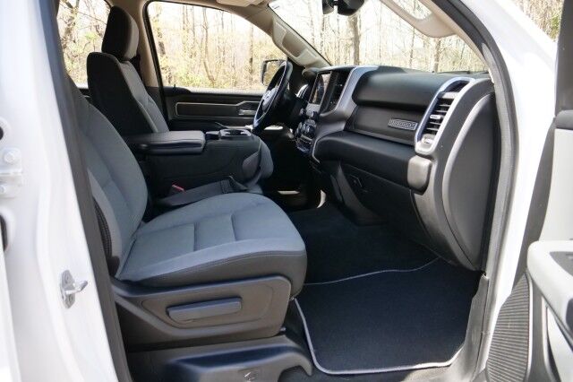 2020 Ram 1500 Big Horn 4X4 / Level 2 Equipment / 5.7L V8! High Point NC