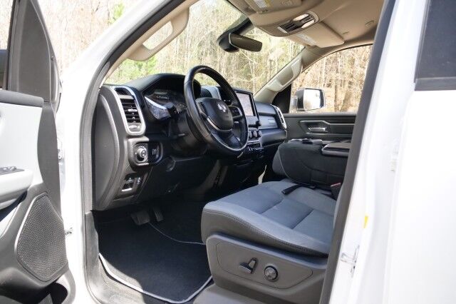 2020 Ram 1500 Big Horn 4X4 / Level 2 Equipment / 5.7L V8! High Point NC