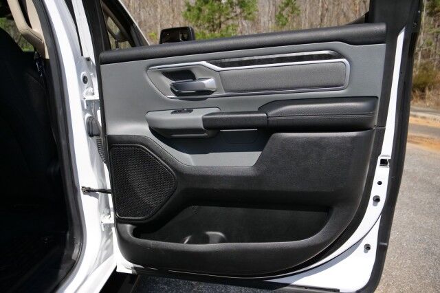 2020 Ram 1500 Big Horn 4X4 / Level 2 Equipment / 5.7L V8! High Point NC