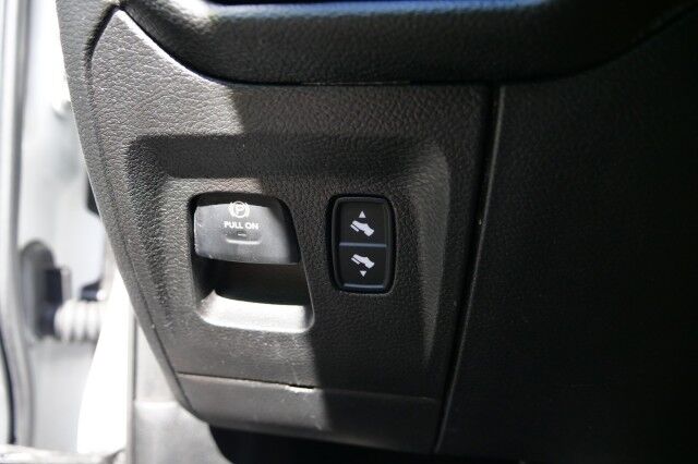 2020 Ram 1500 Big Horn 4X4 / Night Edition / Level 2 Equipment! High Point NC