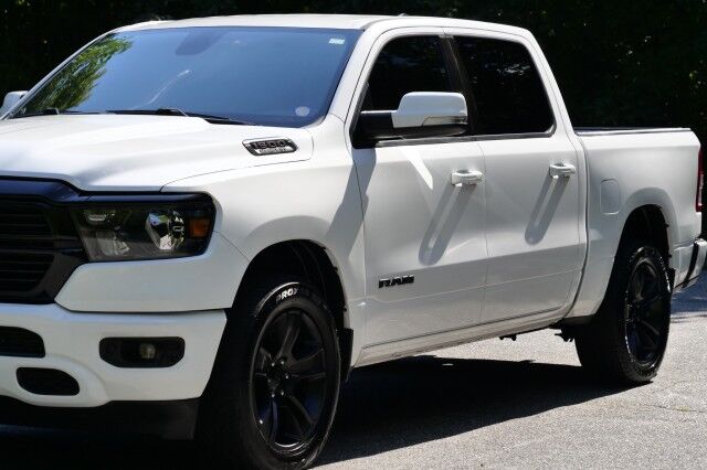 2020 Ram 1500 Big Horn 4X4 / Night Edition / Level 2 Equipment! High Point NC
