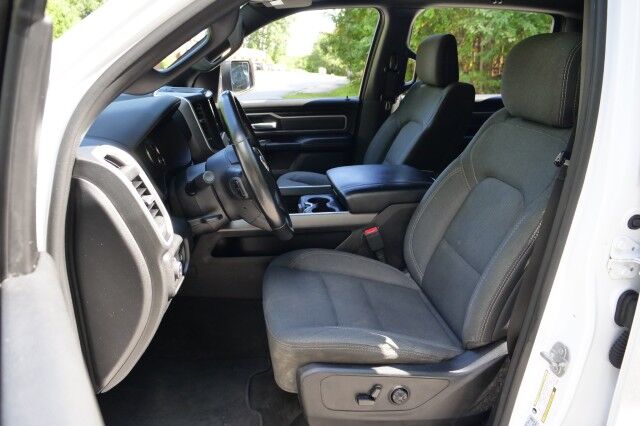 2020 Ram 1500 Big Horn 4X4 / Night Edition / Level 2 Equipment! High Point NC