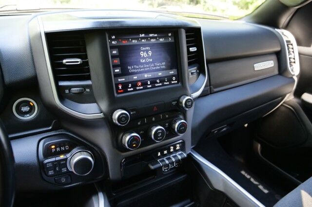 2020 Ram 1500 Big Horn 4X4 / Night Edition / Level 2 Equipment! High Point NC