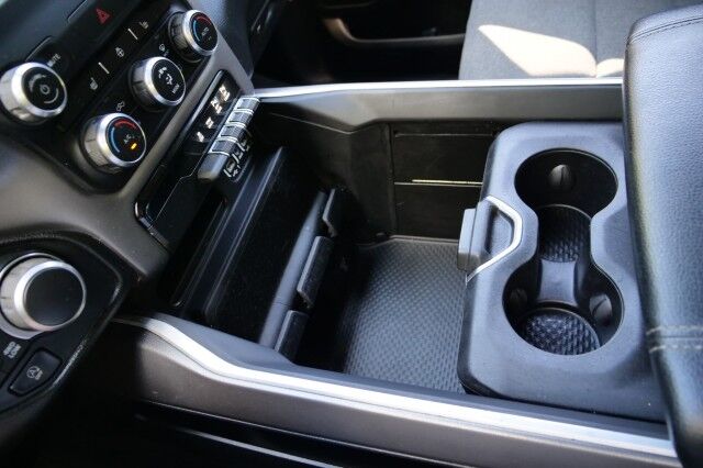 2020 Ram 1500 Big Horn 4X4 / Night Edition / Level 2 Equipment! High Point NC