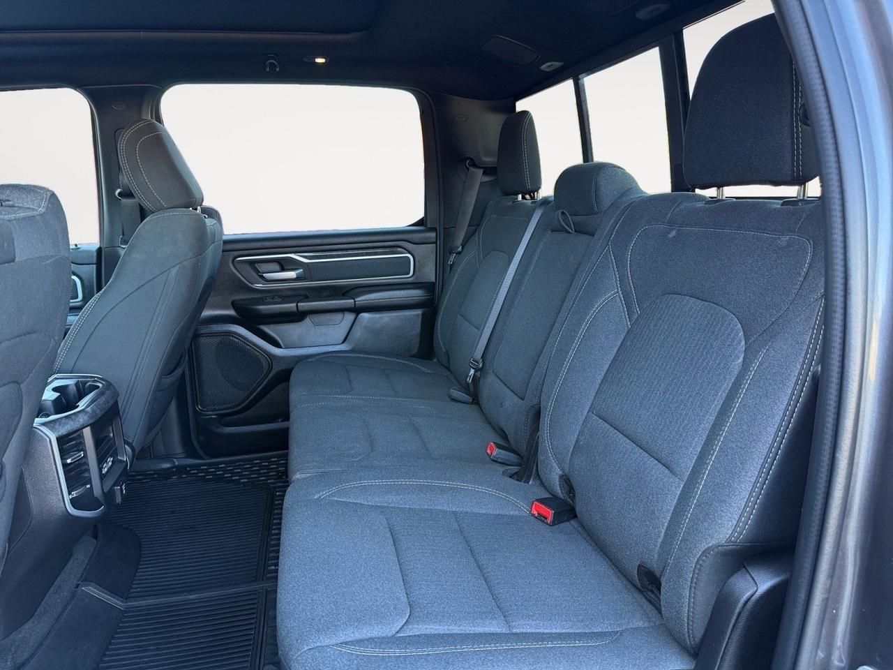2020 Ram 1500 Big Horn CREW CAB 4X4 LEVEL 2, BIG SCREEN, PANORAMIC SUNROOF, HEATED SEATS, POWER SLIDING REAR WINDOW, UNIVERSAL GARAGE DOOR OPENER, APPLE CARPLAY/ANDROID AUTO, REMOTE START, RUNNING BOARDS, TOW PACKAGE, POWER/HEATED MIRRORS, BLIND SPOT ALERT, BACKUP Norfolk VA