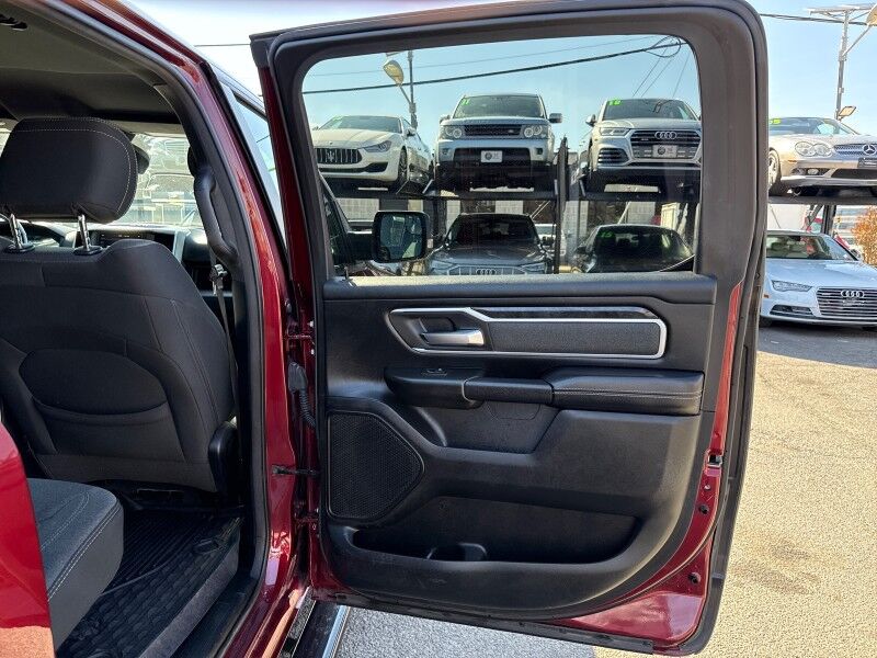 2020 Ram 1500 Big Horn Crew Cab 4WD w/ Big Horn Level 2 Equipment Group Arlington VA