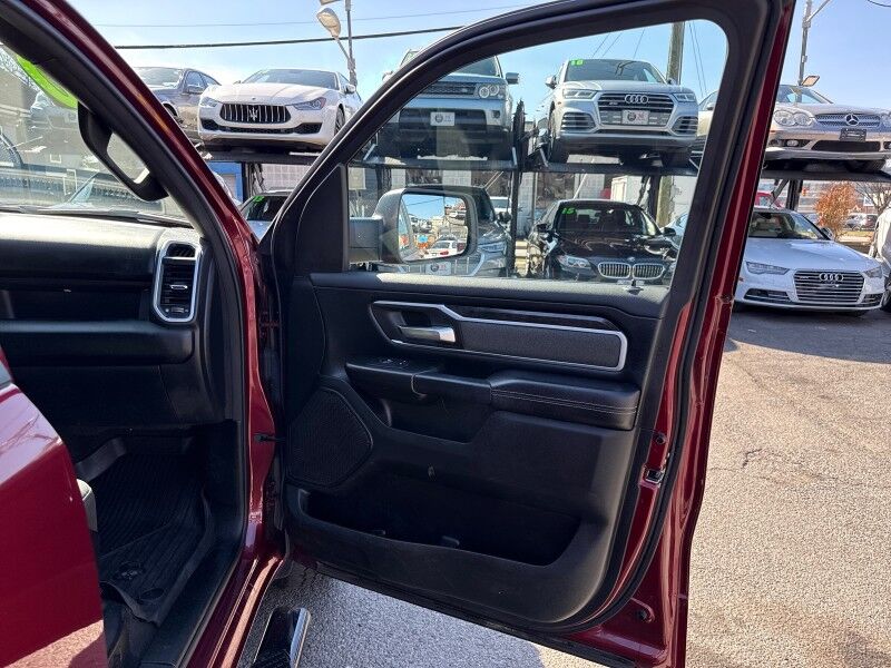 2020 Ram 1500 Big Horn Crew Cab 4WD w/ Big Horn Level 2 Equipment Group Arlington VA