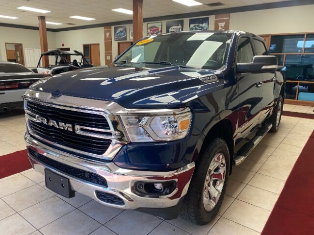 2020 Ram 1500 Big Horn Crew Cab 4x4 5&apos;7 Box