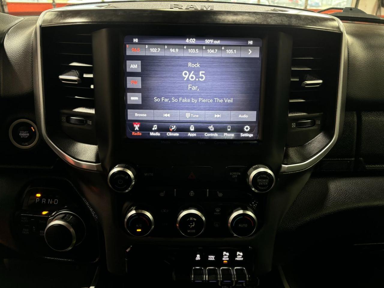 2020 Ram 1500 Big Horn Crew Cab 4x4 5'7 Box Franklin OH