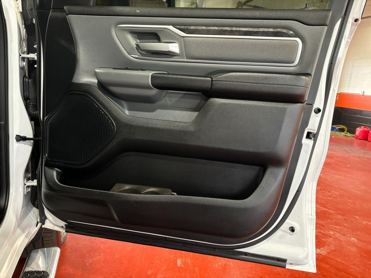 2020 Ram 1500 Big Horn Crew Cab 4x4 5'7 Box Franklin OH