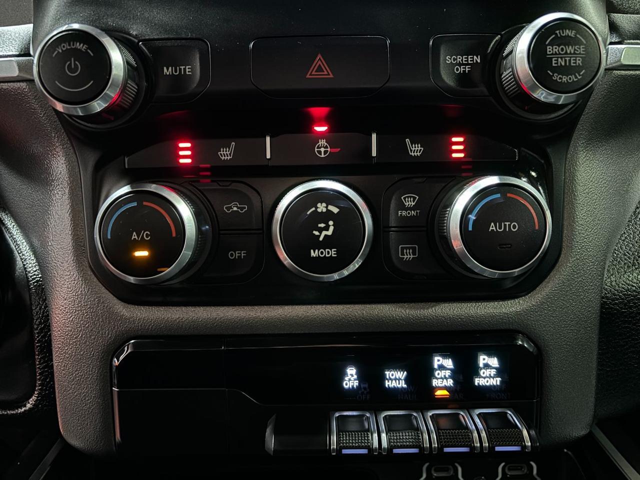 2020 Ram 1500 Big Horn Crew Cab 4x4 5'7 Box Franklin OH