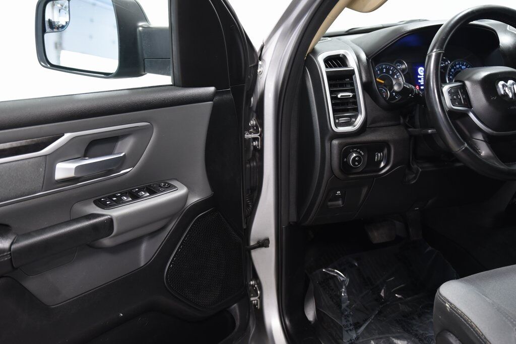 2020 Ram 1500 Big Horn/Lone Star Akron